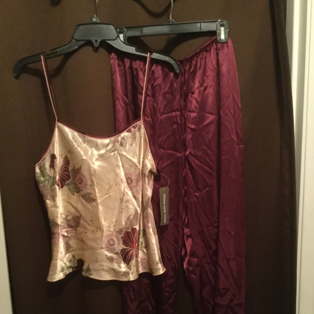 Silk Pajamas Brand new Jones NY
